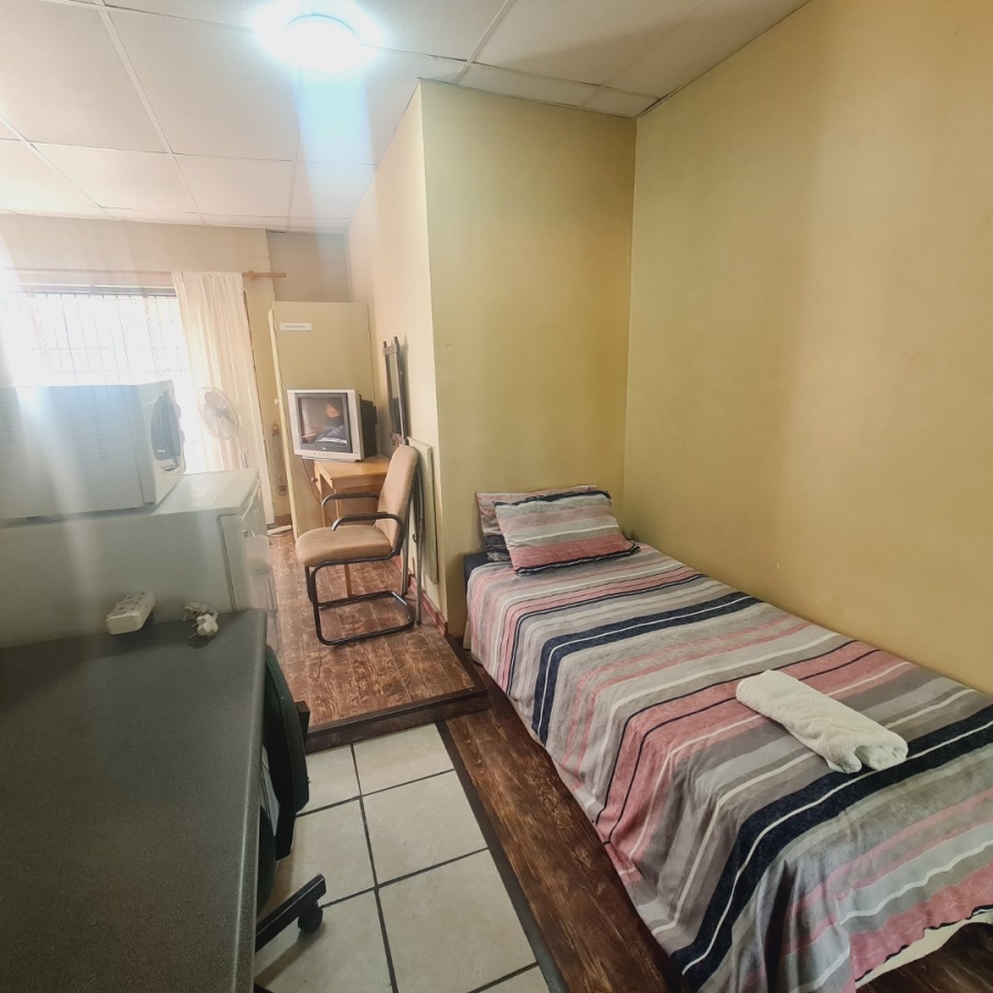 9 Bedroom Property for Sale in Bayswater Free State